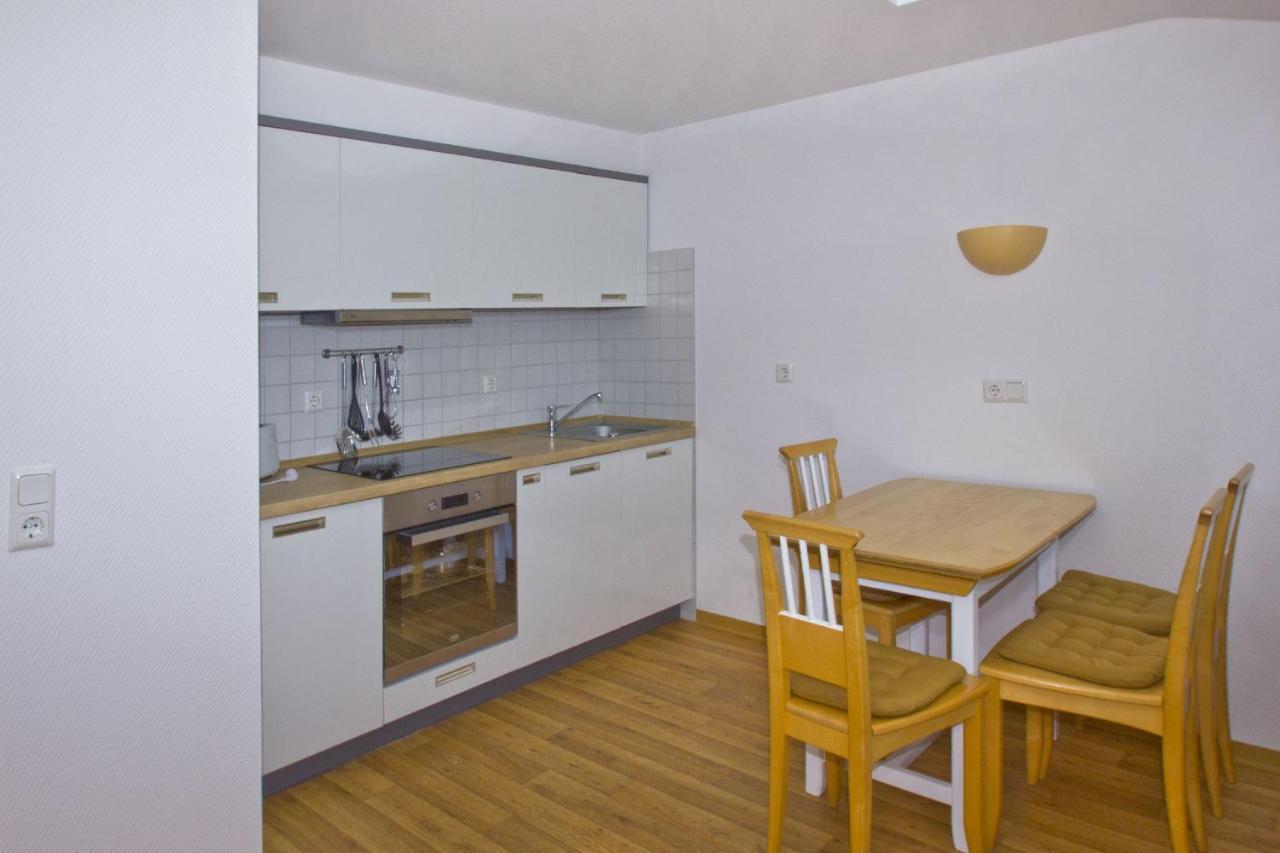 Mit Meerblick Und Balkon, Gratis Nutzung Vom Ahoi Erlebnisbad Und Sauna In Sellin - Meeresblick Fewo 17 奥斯特巴德·哥伦 外观 照片
