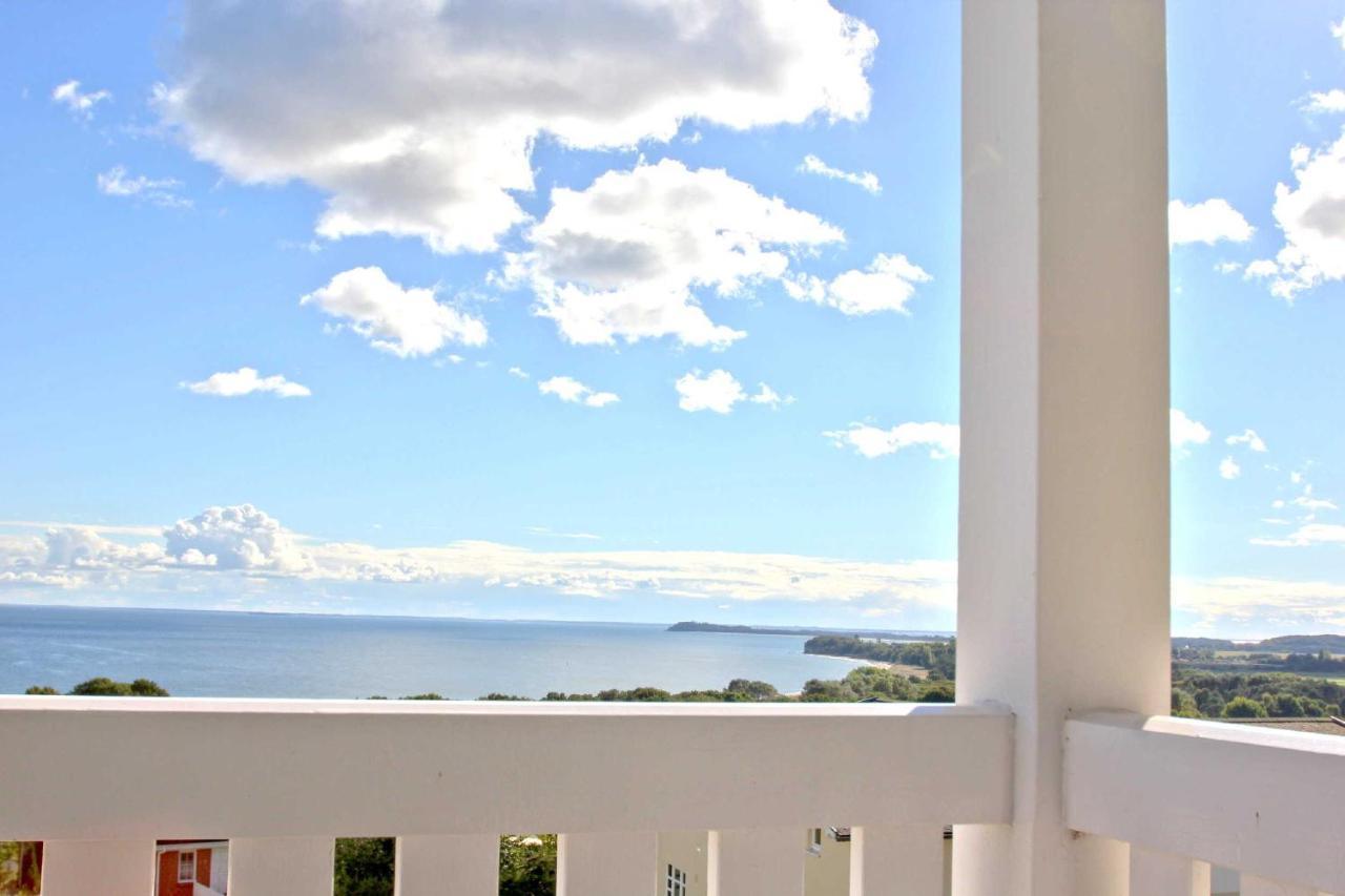 Mit Meerblick Und Balkon, Gratis Nutzung Vom Ahoi Erlebnisbad Und Sauna In Sellin - Meeresblick Fewo 17 奥斯特巴德·哥伦 外观 照片